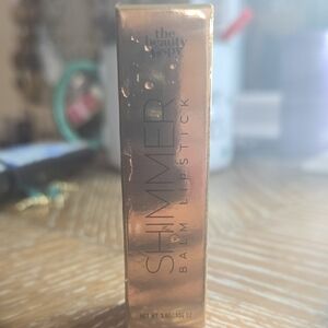 Gold Lip Gloss with Shimmer and Hydration